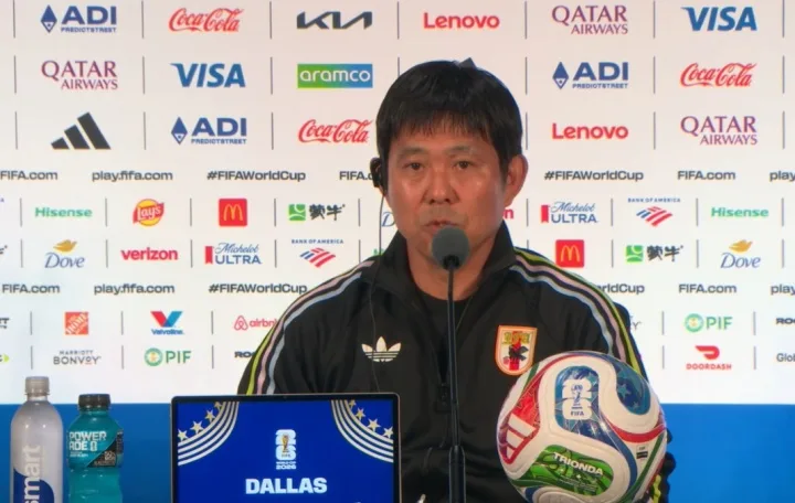 Mori Yasuichi: Messi đã vượt quá trình độ của mình Tôi không biết làm thế nào để mô tả nó. Chiến thuật giữa người với người không thể bảo vệ anh ta.
