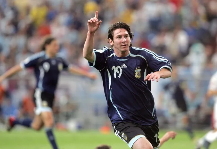 Messi sắp có lần thứ ba vào sân từ ghế dự bị ở World Cup