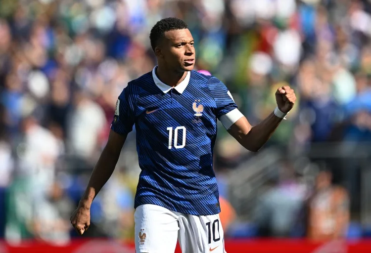 18 Màn trình diễn của đội tỷ phú: Mbappe, Haaland, Vinicius và Dembélé đều có bóng 4