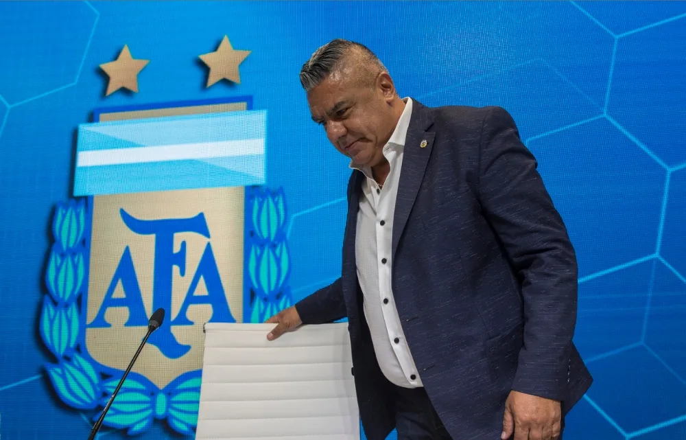 Chủ tịch LĐBĐ Argentina: Phong độ của Messi là không thể chê, chúng tôi chỉ mong anh đồng hành lâu hơn nữa