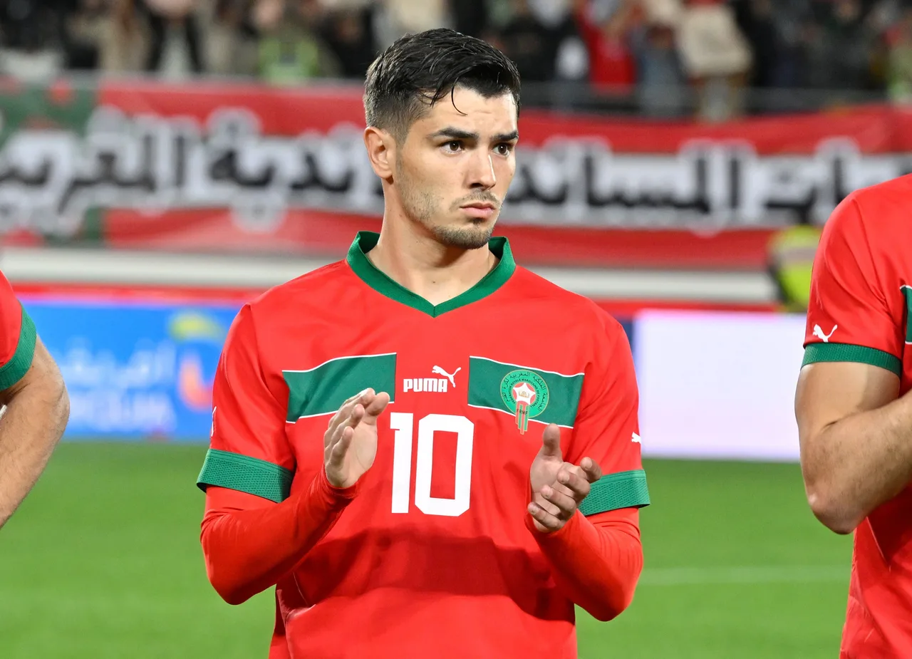 TA: Maroc đã cố gắng nhập tịch Yamal nhưng cuối cùng lại thất bại. Nó đã nhập tịch thành công Dias và Bouadi.