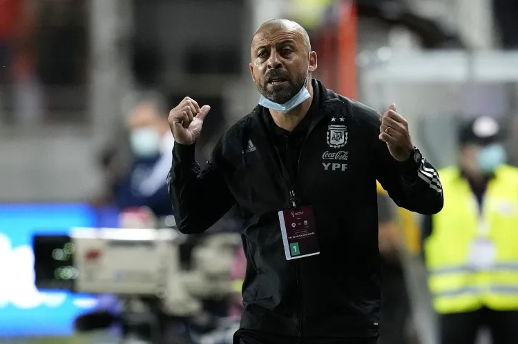 Walter Samuel cảnh báo Argentina trước Thụy Sĩ: mục tiêu là chung kết nhưng phải vượt qua đối thủ cực rắn