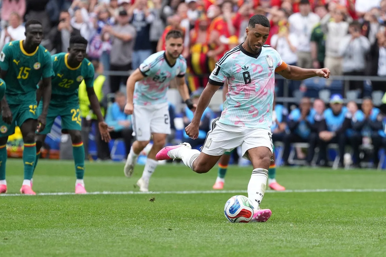 Tielemans chấn thương lúc khởi động, Bỉ buộc thay người trước giờ đấu Tây Ban Nha