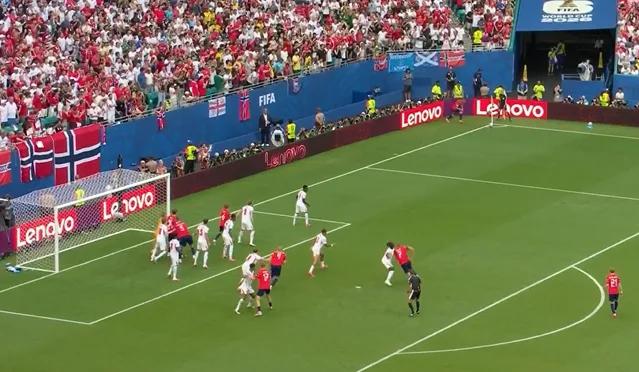 World Cup 2026 xuất hiện tình huống đầu tiên kích hoạt đồng thời hai quy định mới về VAR và đá phạt góc