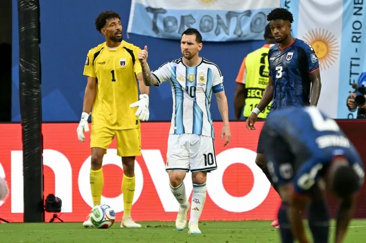 Thủ môn Cape Verde gây sốt ở World Cup 2026 có thể trở thành đồng đội của Messi tại Inter Miami
