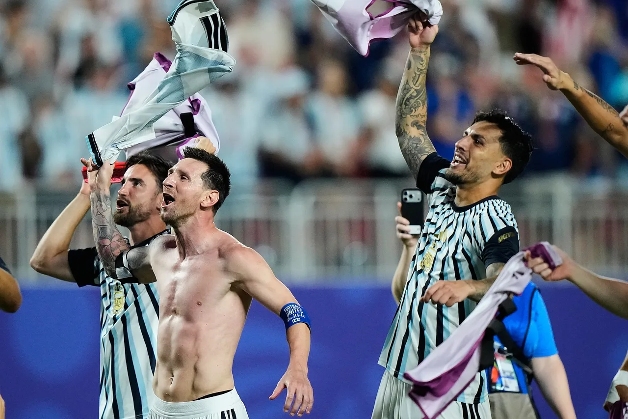 Messi đá trọn 120 phút trước Thụy Sĩ, tạo dấu ấn với 10269.4 m di chuyển và 6 đường chuyền quyết định