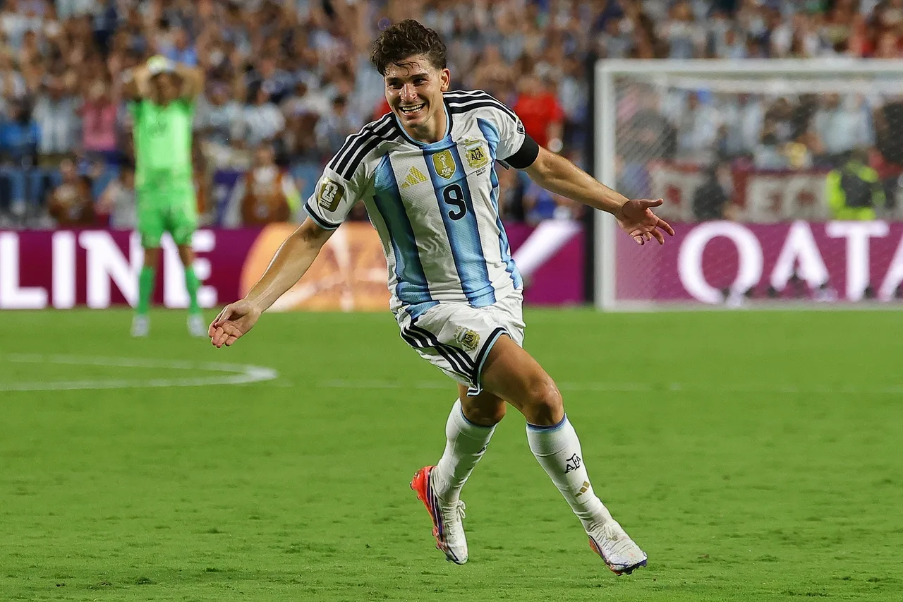 Messi dẫn đầu danh sách ghi bàn World Cup của Argentina, Alvarez đã đuổi kịp Higuain