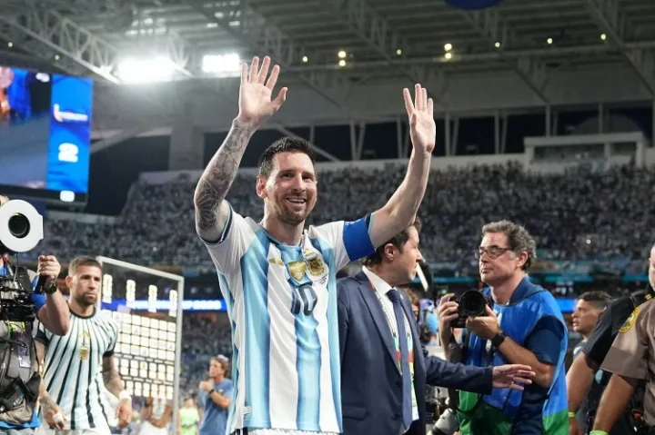 Tấn công phép lạ! Quả bóng 6 của Messi năm nay và sân 8, kỷ lục một trận đấu của Fontaine đã bị phá hủy trong nhiều năm 2. (13) (68)