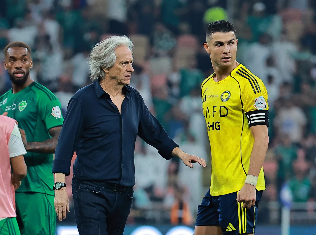 HLV Jorge Jesus muốn tiếp tục gọi Cristiano Ronaldo lên tuyển Bồ Đào Nha cho Nations League