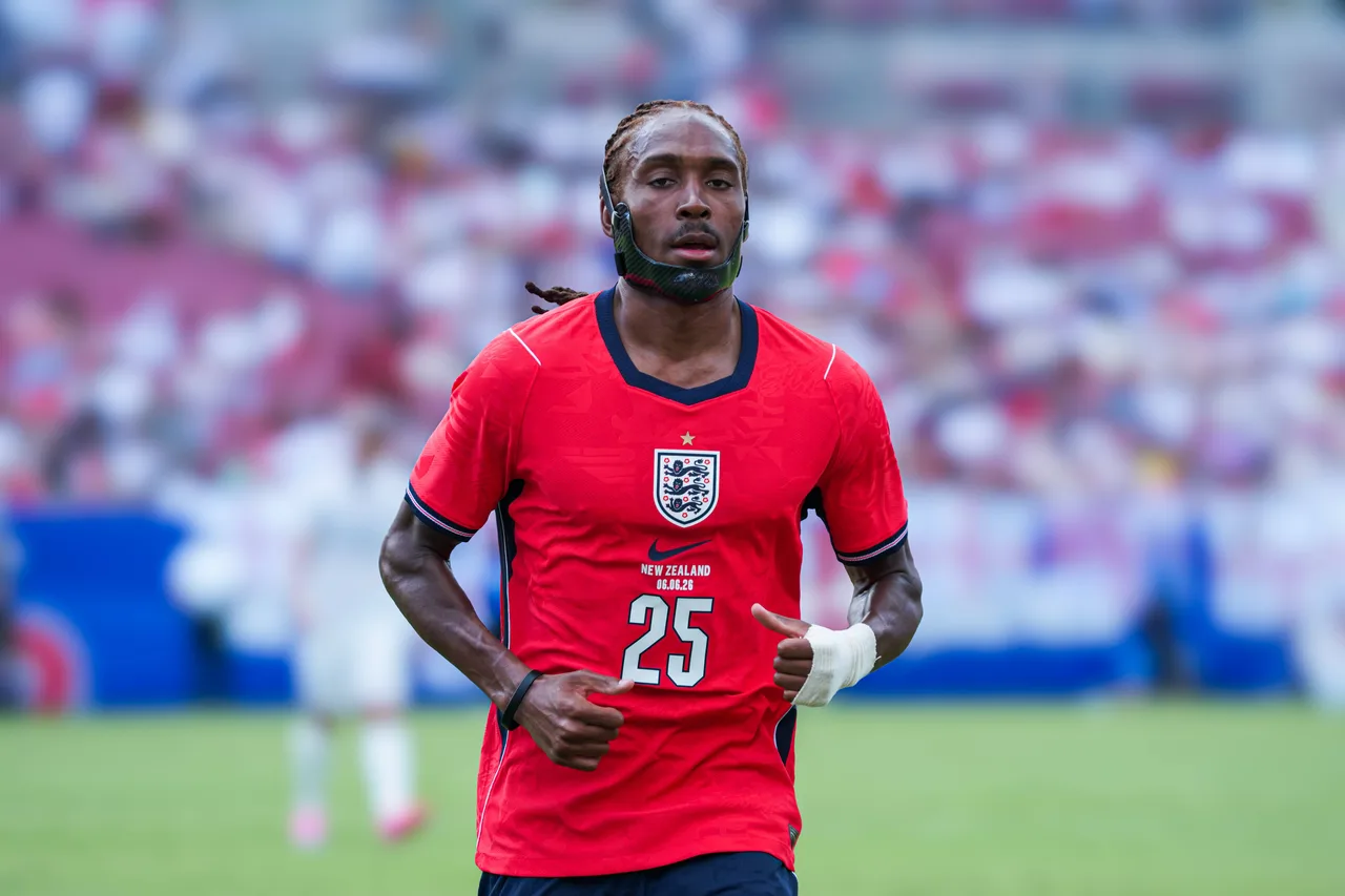 Deeney: Phong độ của O'Reilly ở mức trung bình, Tuchel nên để Spence kèm Messi