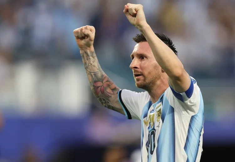 Joe Cole: Messi nên hiến xác cho nghiên cứu y học, anh ấy đơn giản không phải con người