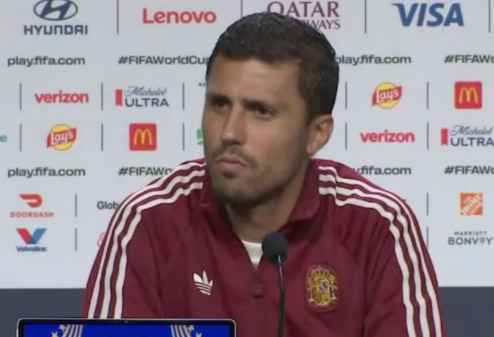 Rodri: Messi là DÊ, nhưng đối thủ của anh ấy không chỉ có anh ấy. Argentina là đội chơi hay nhất những năm gần đây