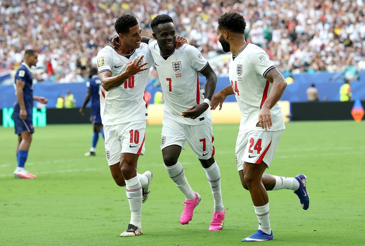 Telegraph liệt kê lý do lớn khiến cuộc chiến giữa Anh và Pháp sẽ trở thành 9 kinh điển: Hat-trick của Saka, Mbappé được kỳ vọng giành Chiếc giày vàng