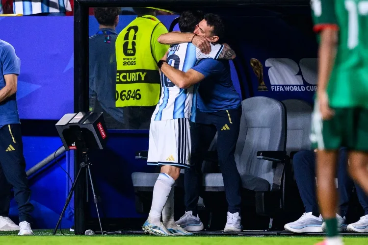 Pekerman được xem là người mở đường cho cả Messi lẫn kỷ nguyên Scaloni ở tuyển Argentina