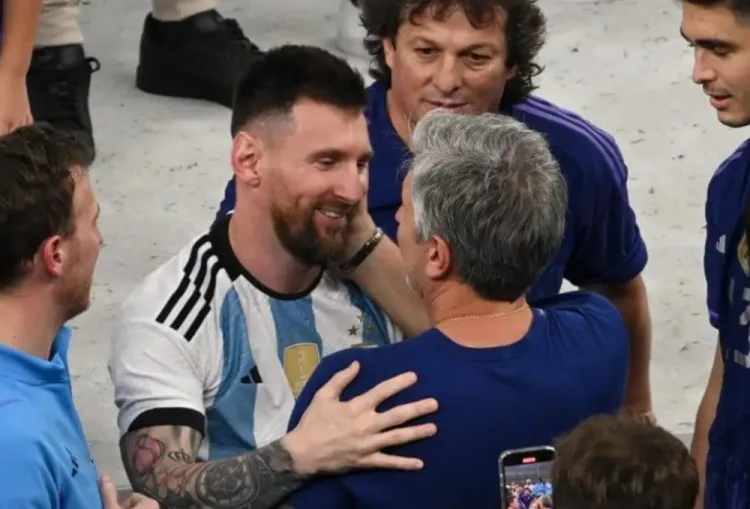 TA: Messi được Jorge giới thiệu với bóng đá Argentina từ khi còn nhỏ và được khuyến khích dấn thân vào con đường chơi bóng.