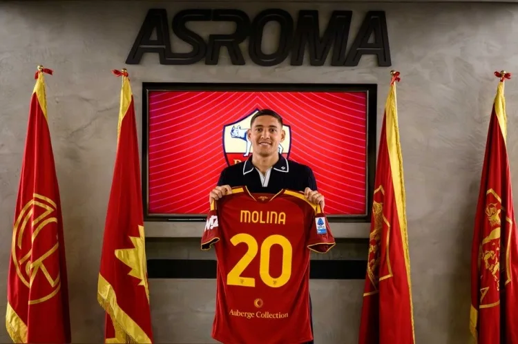 Molina: Cầu thủ Argentina giúp tôi hòa nhập với Roma, việc Messi rút khỏi đội tuyển quốc gia là không thể chấp nhận
