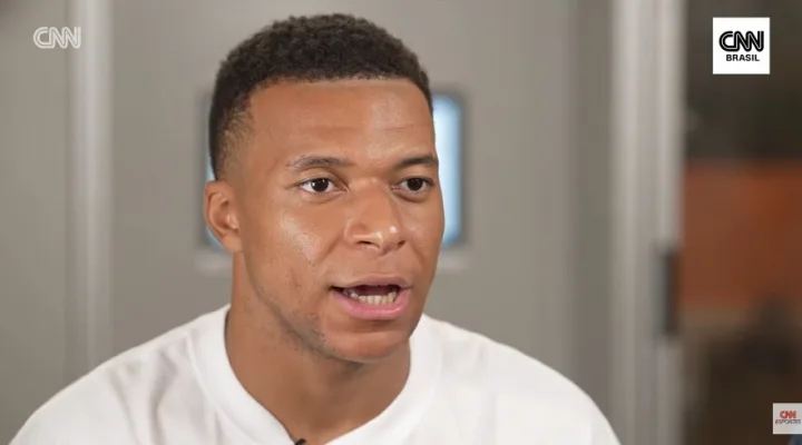 Mbappe: Quả bóng Vàng nên trao cho cầu thủ xuất sắc nhất