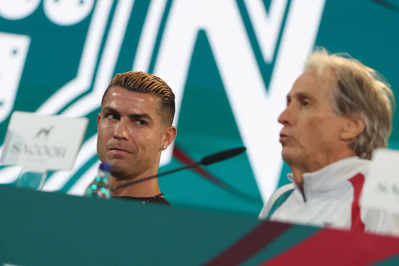 Cristiano Ronaldo chưa nói rõ lý do rời tuyển Bồ Đào Nha